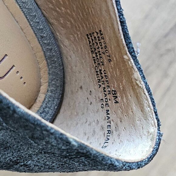 EUC ME TOO GENUINE LEATHER ANDI 7 PEWTER POINTY FLAT LOAFERS SIZE 8M WOMENS - Picture 12 of 16